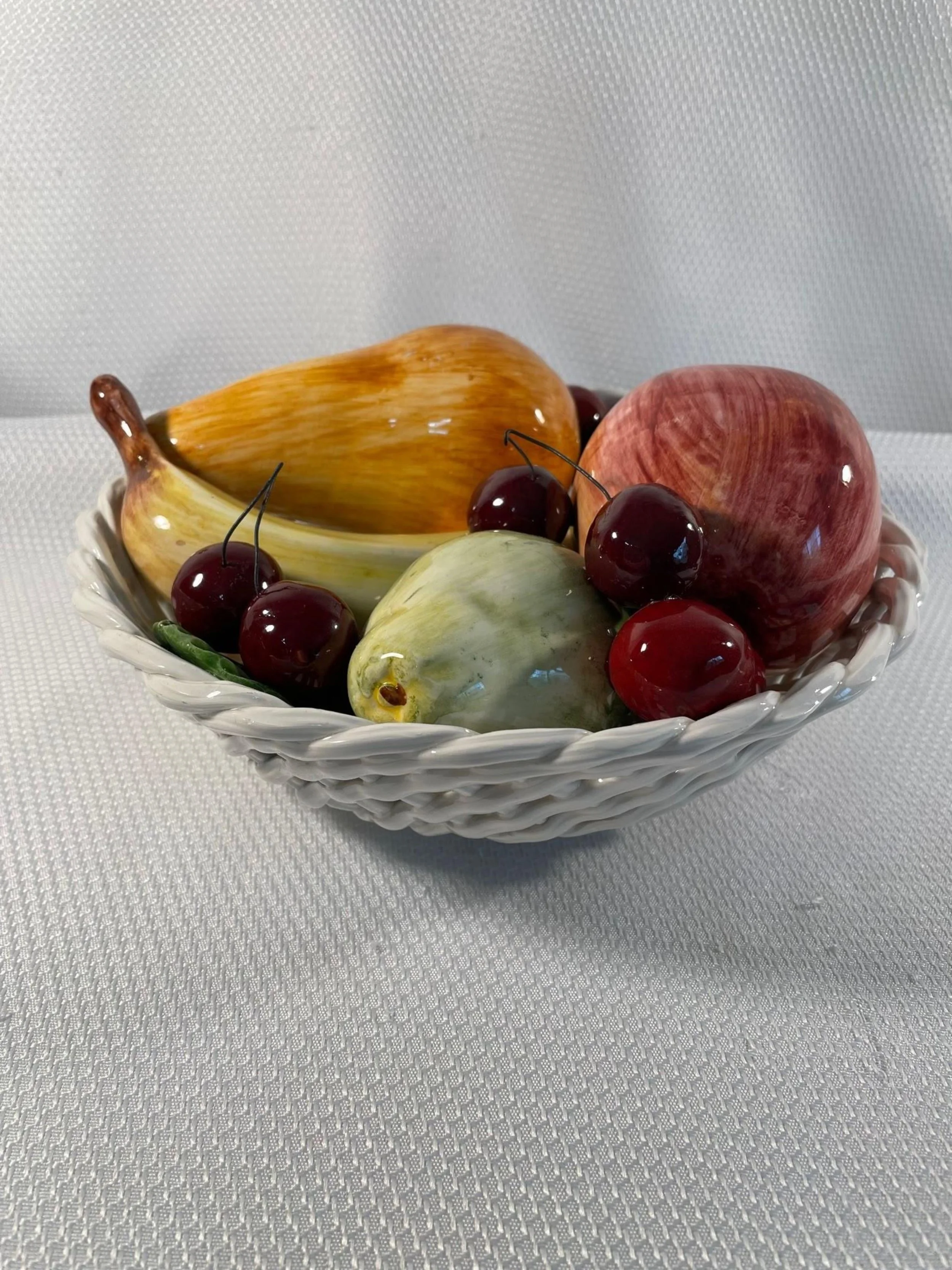 Vintage ceramic top fruit bowl